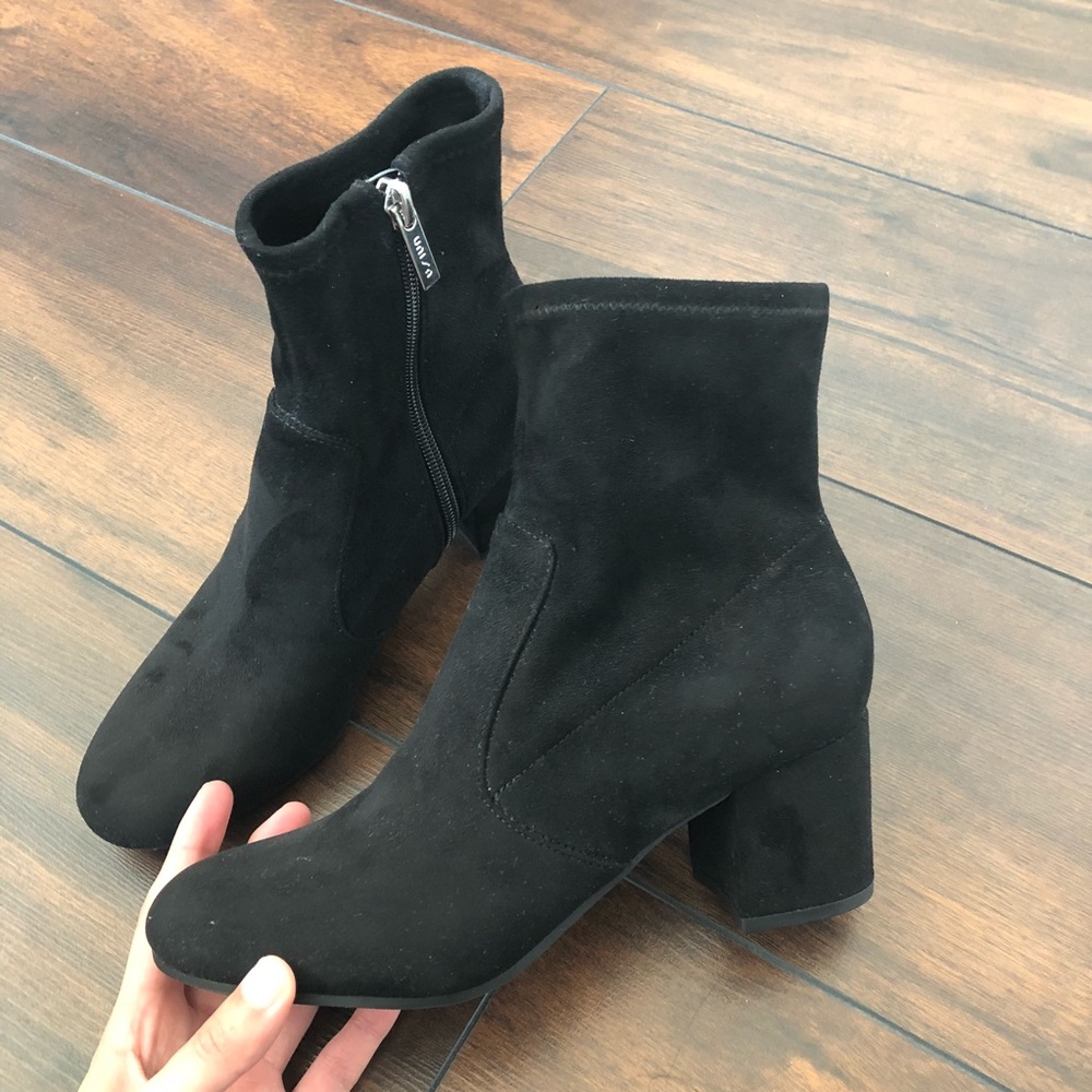 SOLD - Picture 4 of 6